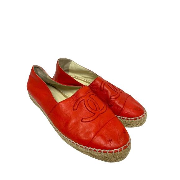 CHANEL Red Lambskin Leather CC Logo Cap Toe Espadrilles Loafers Size 37 US 7 - Picture 3 of 11